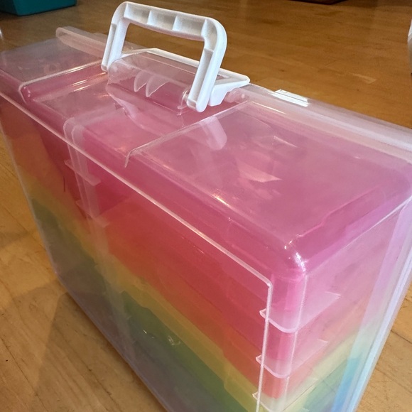 New Photo Craft Keeper clear storage 16 cases Holds 4” x 6”picture organizer bin - Picture 2 of 4